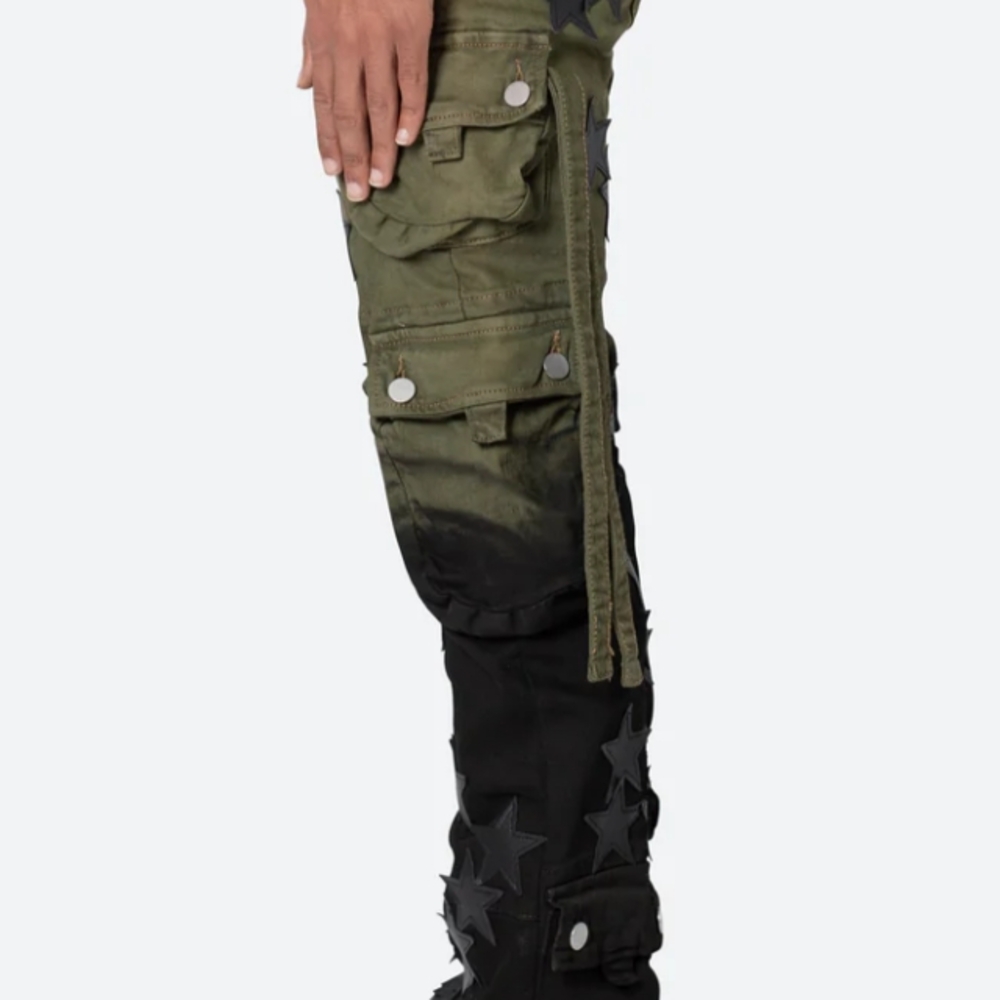MNML Green Cargo Pants with Black Star Accents - Picture 7 of 12